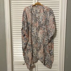 Ariat Lightweight Printed Kimono Cardigan in Cream and Blush